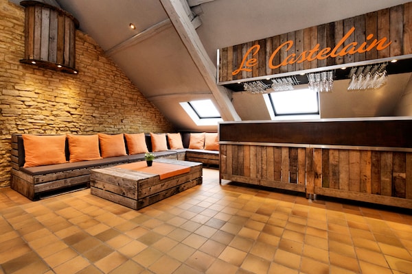 Foto van Groepsvilla met zwembad en sauna - Vakantiehuis in Sainte-Cécile - LivingRoom