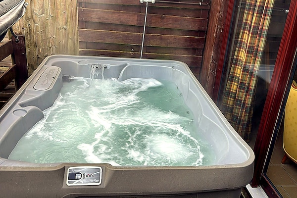 Foto van Huisdiervriendelijk huis met bubbelbad - Vakantiehuis in Bouillon - Wellness