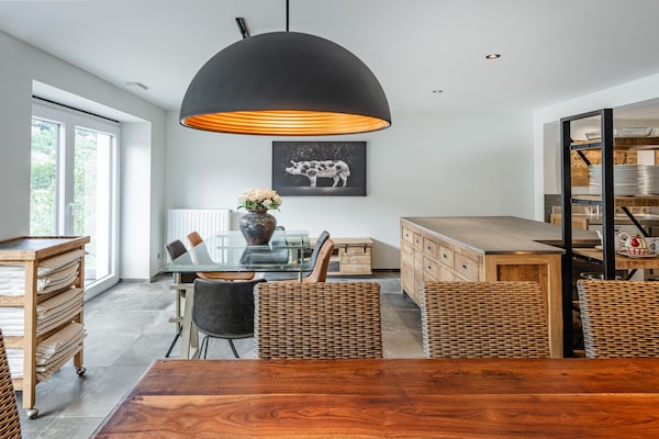 Foto van Villa op een steenworp afstand van het kasteel - Vakantiehuis in Bouillon - DiningRoom