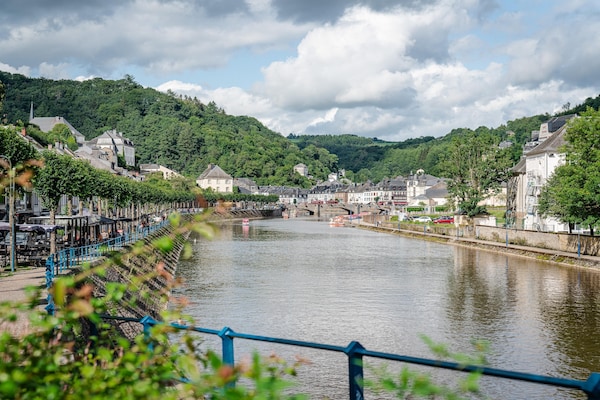 Foto van Villa op een steenworp afstand van het kasteel - Vakantiehuis in Bouillon - AreaSummer5KM