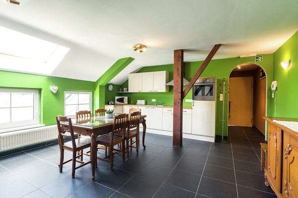 Foto van Groepsuitje in Mellier - Vakantiehuis in Mellier - DiningRoom