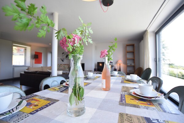 Foto van Vakantiehuis in Humain met BBQ & Uitzicht - Vakantiehuis in Humain - Ambiance