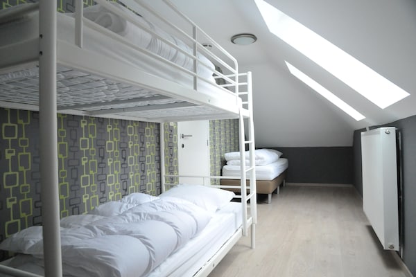 Foto van Vakantiehuis in Marche-en-Famenne bij Trein - Vakantiehuis in Marloie - BedRoom