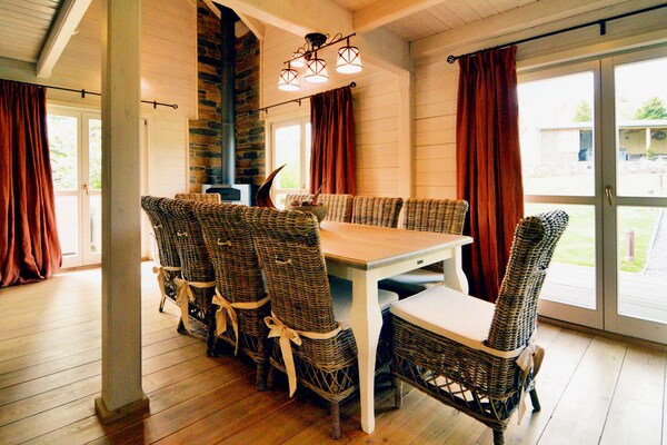 Foto van Vreedzame Septon chalet spa - Vakantiehuis in Septon - LivingRoom