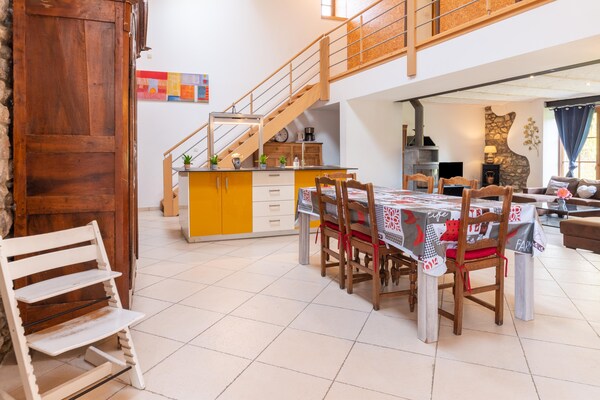 Foto van Rustiek Bohon familieverblijf - Vakantiehuis in Durbuy - DiningRoom