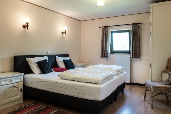 Foto van Vakantiehuis in Durbuy met Sauna - Vakantiehuis in Barvaux sur Ourthe - BedRoom