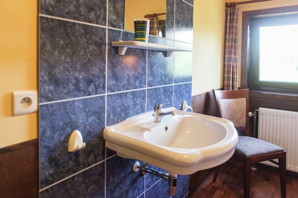 Foto van Vakantiehuis in Durbuy met Sauna - Vakantiehuis in Barvaux sur Ourthe - BathRoom