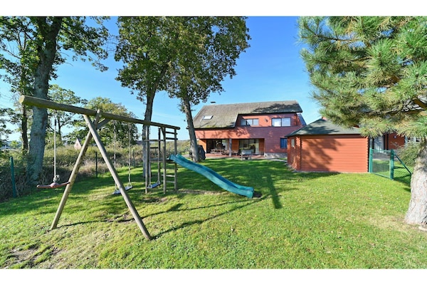 Foto van Vakantiehuis in Durbuy met Tuin & BBQ - Vakantiehuis in Durbuy - ExteriorSummer