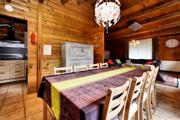 Foto van Chalet in Barvaux met omheinde tuin - Vakantiehuis in Barvaux - DiningRoom