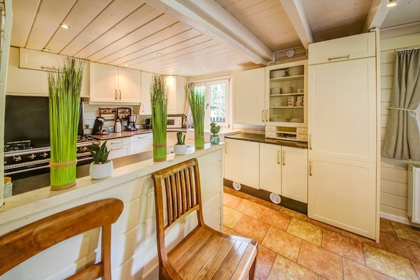 Foto van Chique chalet met wellness - Vakantiehuis in Barvaux Durbuy Ardennes - Kitchen