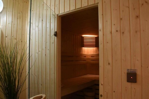 Foto van Ruim chalet met 8 slaapkamers - Vakantiehuis in Barvaux - LivingRoom