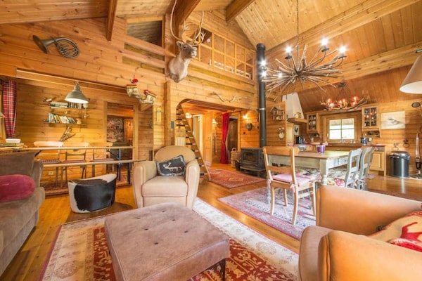 Foto van Charmant chalet in Durbuy vlakbij Adventure Valley - LivingRoom