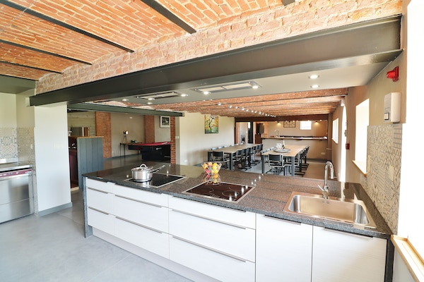 Foto van Ruim vakantiehuis met een grote speelkamer - Vakantiehuis in Manhay - Kitchen