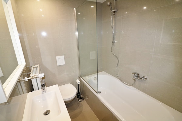 Foto van Ruim vakantiehuis met een grote speelkamer - Vakantiehuis in Manhay - BathRoom