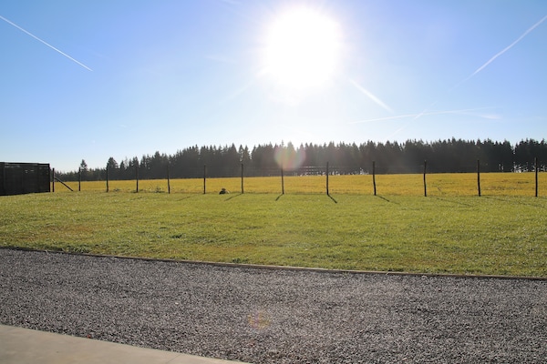 Foto van Ruim vakantiehuis met een grote speelkamer - Vakantiehuis in Manhay - ViewSummer