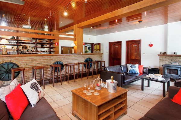 Foto van Groepsuitje met sauna - Vakantiehuis in La Roche-En-Ardenne - LivingRoom