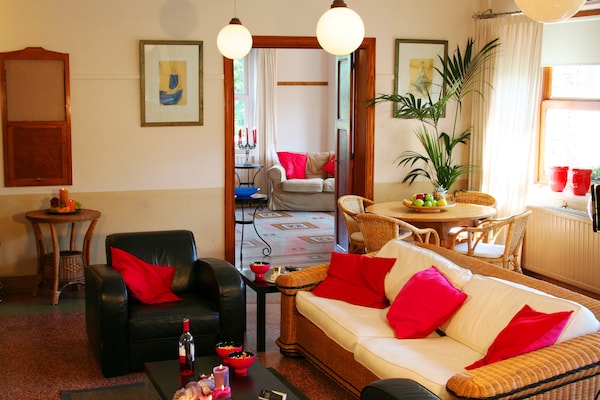 Foto van Prachtig landhuis in de Belgische Ardennen met veel privacy - LivingRoom