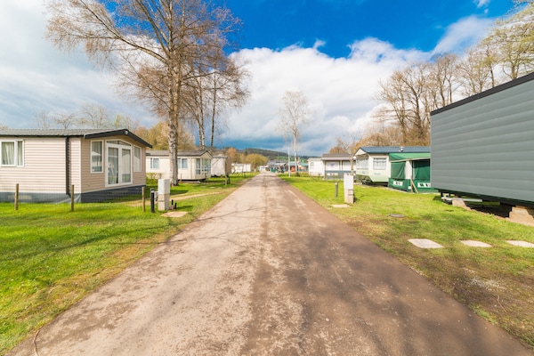 Foto van Ruime stacaravan met terras in Erezée - Vakantiehuis in Erezée - AreaSummer1KM