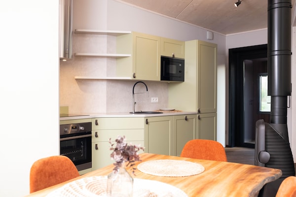 Foto van Comfort & Natuur Bungalow - Vakantiehuis in Antoing - DiningRoom