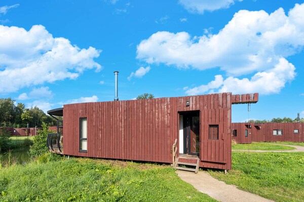 Foto van Natuurontsnappingsbungalow - Vakantiehuis in Antoing - ExteriorSummer