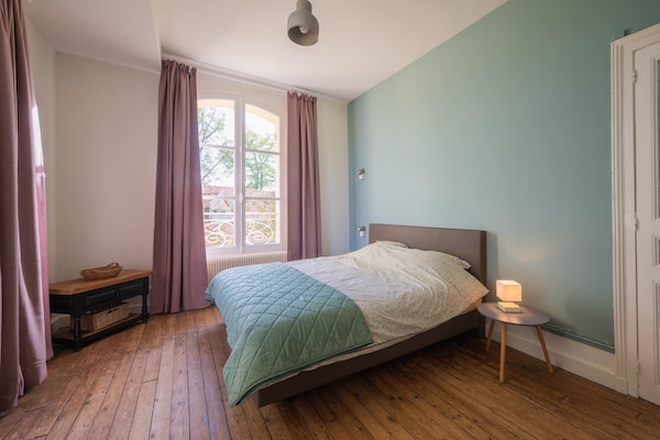Foto van Vakantiehuis grenzend aan een kasteel. - Vakantiehuis in Pouru-Saint-Remy - BedRoom