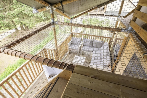Foto van Houten 8-persoons vakantietent - Vakantiehuis in Signy-l’Abbaye - 